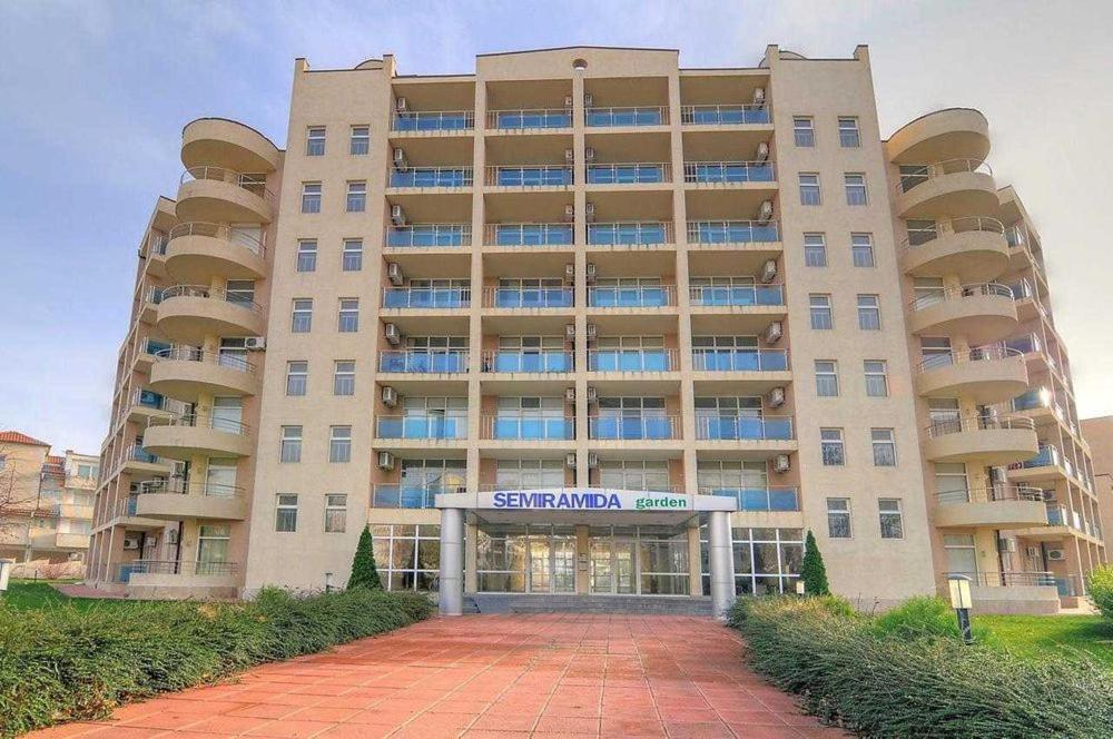 Appartement In Semiramida Gardens Sunny Beach Eksteriør billede